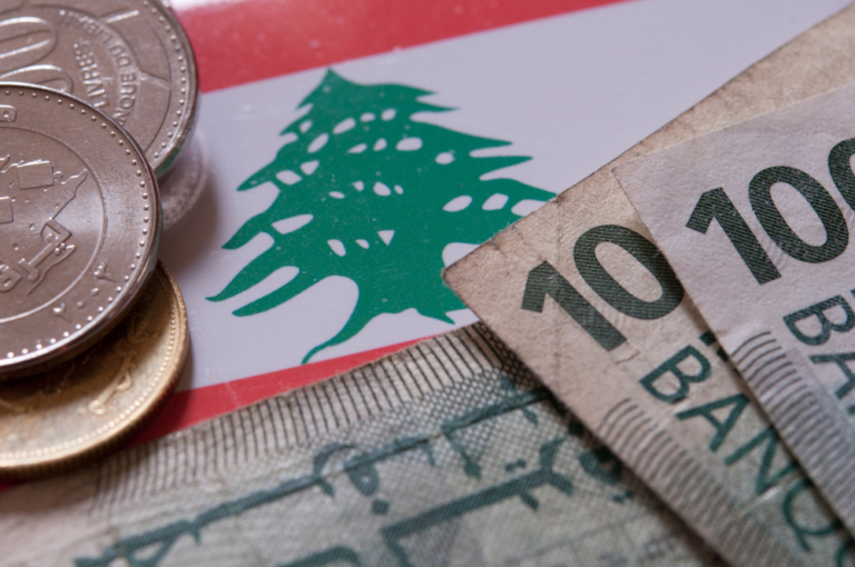 banking-in-lebanon-flag