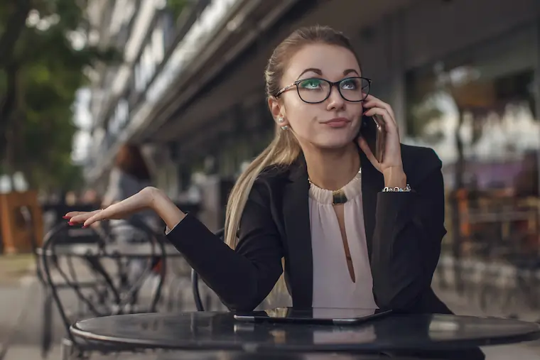 closing a bank account overseas