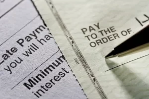 What Is Minimum Amount Due in a Credit Card